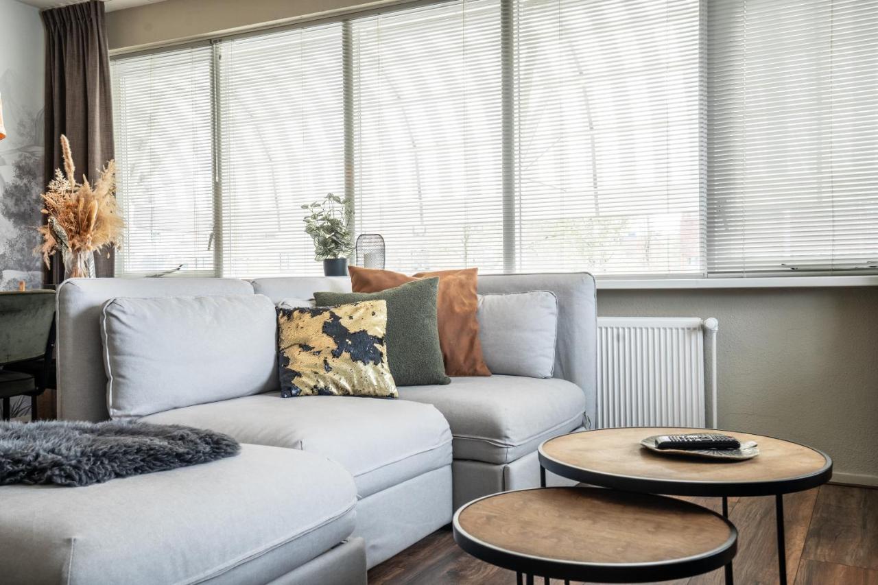 The Lion King - 6 Person Linked Apartment With Roof Terrace جروننجن المظهر الخارجي الصورة